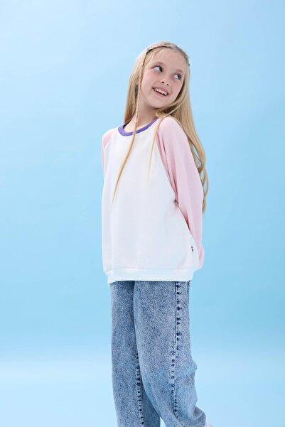 Perendi Girl's Crew Neck Colorful Basic Oversize Seasonal Nursery Sweatshirt - Ecru/Pink