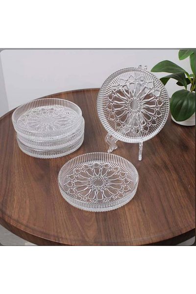 Generic 4-piece glass dessert plates