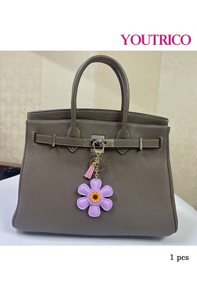Youtrico 1pcs Leather Sunflower Cute Cartoon Bag Charm, Keychain