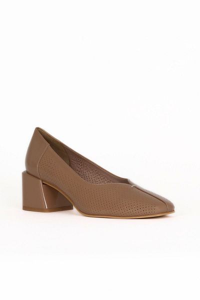 Bueno Shoes Camel Wrinkled Patent Leather Women's Heeled Shoes 33Wa7652