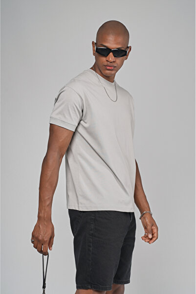 Butik TREND BİZ Двосторонній комір та рукави з резинкою, етикетка з деталями, напів-оверсайз, футболка