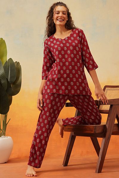 Clovia Floral Print Kurta Top & Pyjama Set in Maroon - Rayon