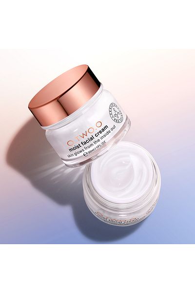 O.TWO.O Cosmetics O.TWO.O Luxurious Moisturizing Face Base – Hydrating, Smooth Makeup Primer