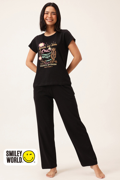 Clovia Graphic & Text Print T-shirt & Pyjama Set in Black - 100% Cotton