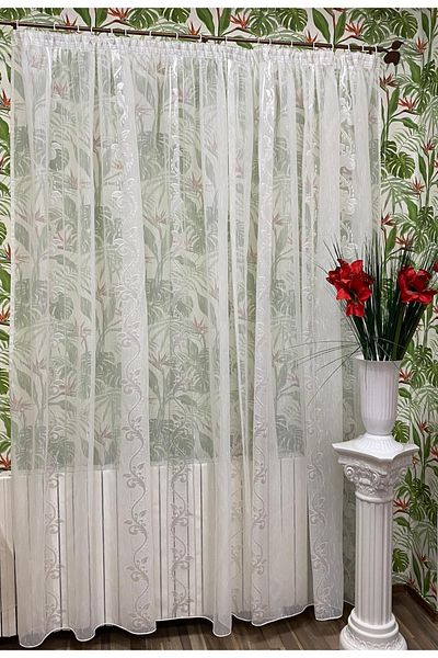Liz Line Mechanically embroidered curtain, with drapery, various sizes, ivory, "Flower garland" by LizLine RD188