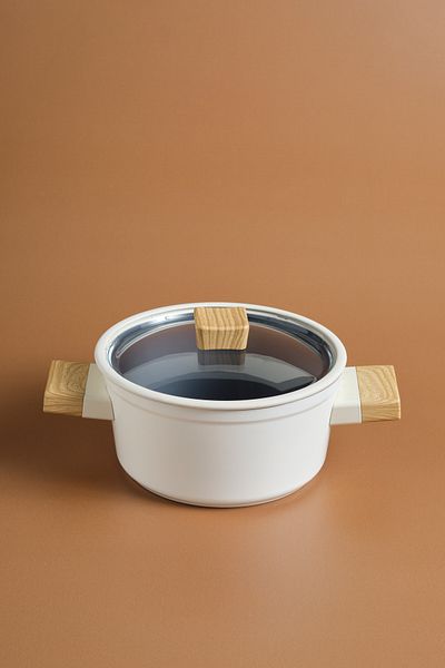 Karaca Swiss Crystal Creamy Wood Pot 20 cm