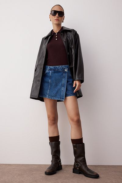 Trendyol Collection Blue Double Breasted Closure Denim Shorts Skirt Twoaw26Sr00043