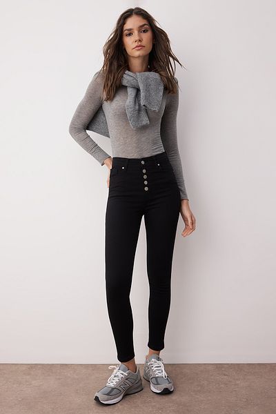 Trendyol Collection Blugi skinny cu talie înaltă, negri care nu se decolorează, cu nasturi în față TWOAW24JE00090