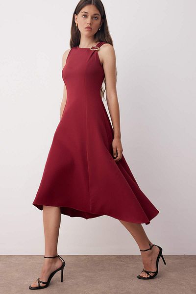 Trendyol Collection Burgundy Plain Midi Woven Dress with Accessory Detail Twoaw26El00116