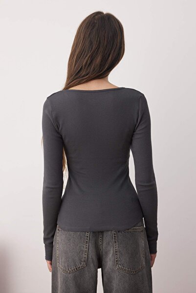 Trendyol Collection Anthracite-Pink 2 Pack V λαιμόκοψη εφαρμοστή/στενή βαμβακερή ελαστική πλεκτή μπλούζα TWOAW24BZ00068