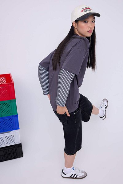 Trendyol Collection Teen Anthracite Woven Garni Detailed Oversize/Wide Fit Long Sleeve Knitted T-Shirt Twoaw26Ts00003