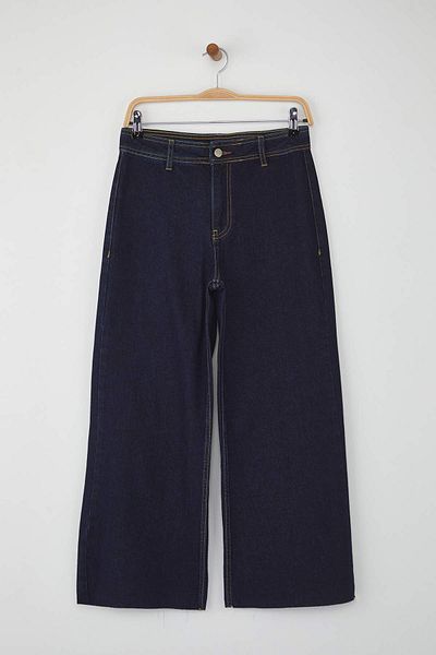 Trendyol Collection Blugi culotte cu talie normală, albastru închis, cu detaliu în talie, cu tăiere la picioare TWOAW26JE00045