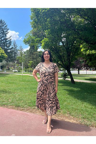 Sobe Hediyelik V-Neck Patterned Short Sleeve Loose Summer Dress – Beige Background