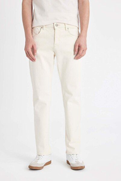 DeFacto Sergio Regular Fit Normal Kalıp Normal Bel Boru Paça Jean Pantolon D4460AX24HS