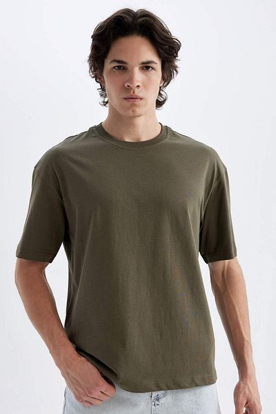 DeFacto Boxy Fit Crew Neck Basic Solid Short Sleeve T-Shirt D5071Ax24Hskh361