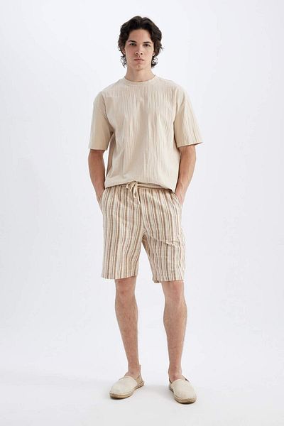 DeFacto Bermudashorts mit normaler Passform D4505AX24HS