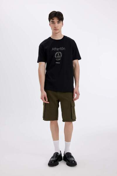 DeFacto Bedrucktes Kurzarm-T-Shirt mit normaler Passform und Rundhalsausschnitt C6240AX24HS