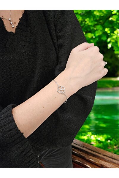 G&A Jewels - 925 Ayar Gümüş 0.01ct Pırlanta Taşlı Kalpli Yonca Çift Zincirli Bileklik