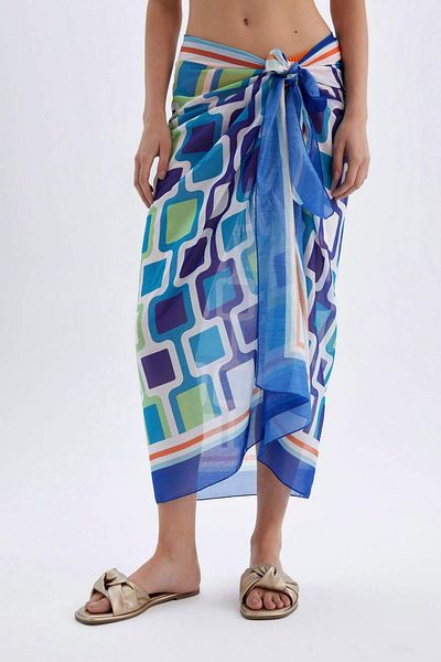 DeFacto Fall in Love Regular Fit gemusterte Voile-Strandbekleidung D2745AXNS