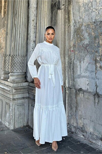 NEW LAVİVA Φόρεμα Maxi Lotus με λευκή ζώνη και λεπτομέρεια από δαντέλα