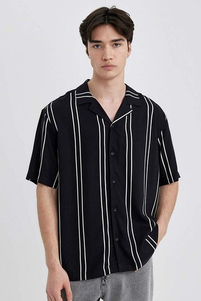 DeFacto Regular Fit Apache Collar Striped Viscose Short Sleeve Shirt B7386Ax24Sp