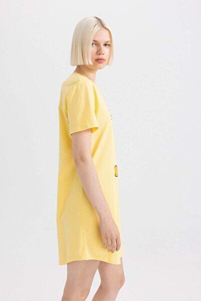 DeFacto Fall in Love Looney Tunes Bisiklet Yaka Kısa Kollu Gecelik C1764AX24SM