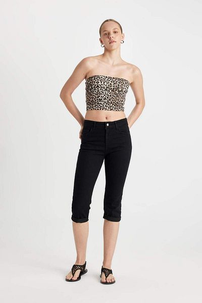 DeFacto Capri-Jeans mit hoher Taille B9177AX24SM