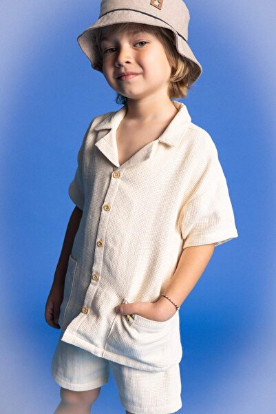 DeFacto Baby Boy 2 részes szett gofri rövid ujjú ing rövidnadrág C6273A524SM