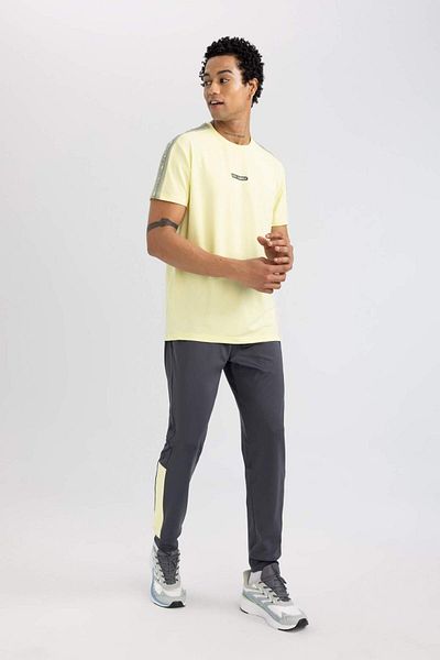 DeFacto Tepláky DeFactoFit Jogger Standard Fit se dvěma kapsami Standardní nohavice Skuba Diver Fabric B5146AX24SP
