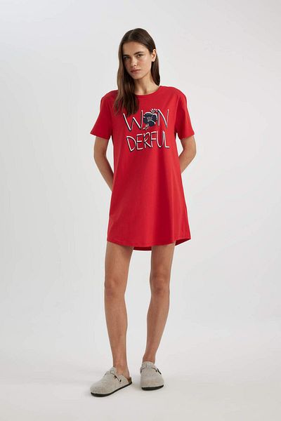 DeFacto Regular Fit Cycling over Mixed Sleeve Collar Print Fitted Nightgown