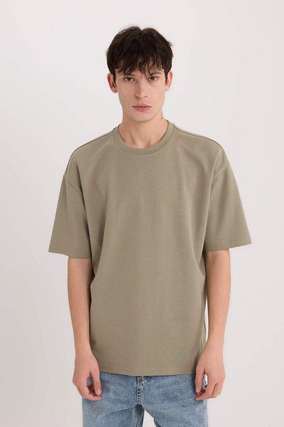 DeFacto Oversize Wide Fit Crew Neck Short Sleeve Basic Solid Heavy Fabric T-Shirt X3926Az24Sp