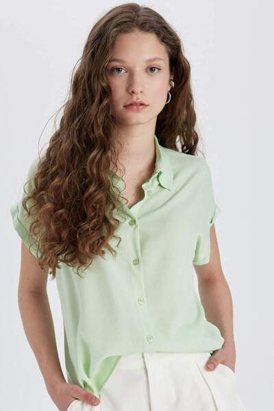 DeFacto Κοντομάνικο πουκάμισο Regular Fit N7819AZ24SP