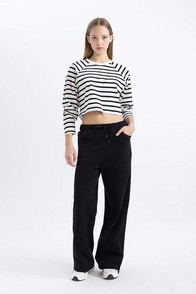 DeFacto Coool Wide Leg Wide Loose Leg Thick Sweatpants Jogginghose mit elastischem Bund und Taschen C5414AX24SP