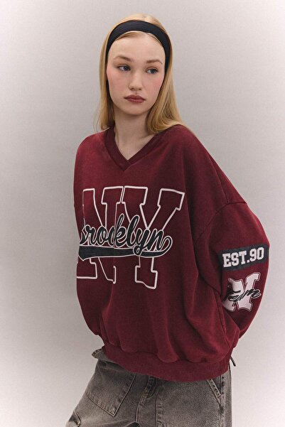 DeFacto Coool Oversize Wide Fit V-Neck Printed Washed Faded Effect Sweatshirt C4477Ax24Sp