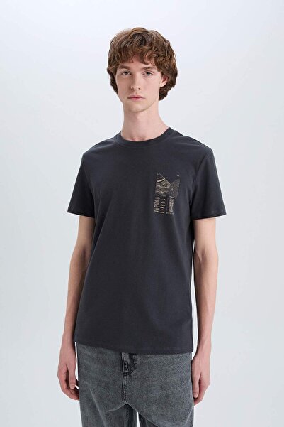 DeFacto %100 Pamuk Slim Fit Dar Kesim Bisiklet Yaka Baskılı Kısa Kollu Tişört C2131AX24SM