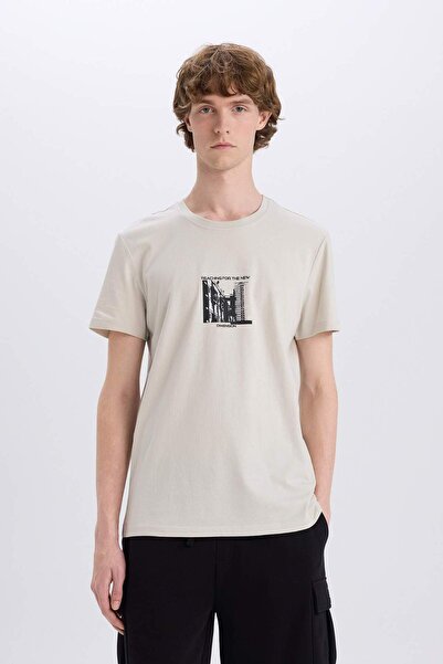 DeFacto 100% bavlna Slim Fit Slim Fit Crew Neck Potištěné tričko s krátkým rukávem C2133AX24SM