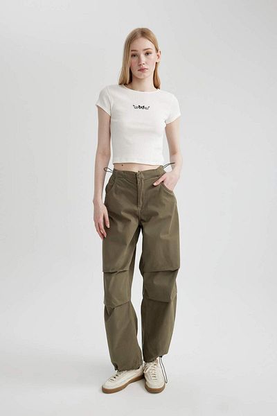 DeFacto Coool Fitted Embroidered Ribbed Camisole Short Sleeve T-Shirt C3192Ax24Sp