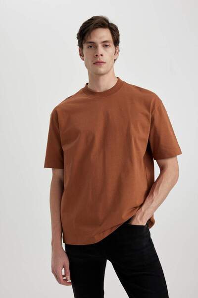 DeFacto Oversize Wide Fit Crew Neck Basic Jednobarevné tričko s krátkým rukávem B4933AX24SP