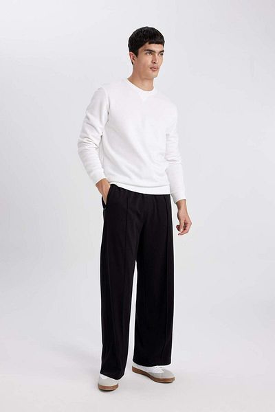 DeFacto Relax Fit Slim Jogginghose mit weitem, lockerem Bein und Taschen B4934AX24SP