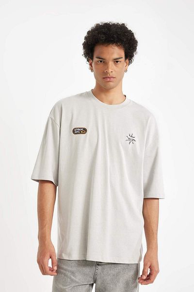 DeFacto 100% Cotton Loose Fit Crew Neck Back Printed Short Sleeve T-Shirt B8950Ax24Sm