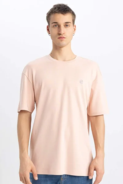 DeFacto Comfort Regular Fit Bequeme Passform Rundhalsausschnitt Bedrucktes Kurzarm-T-Shirt aus schwerem Stoff B4288AX24SP