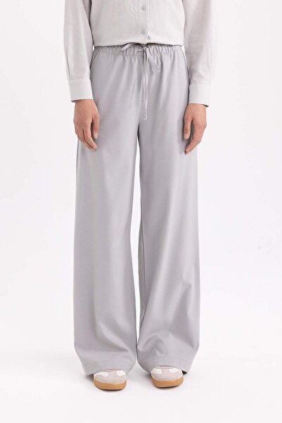 DeFacto Wide Leg Geniş Paça Beli Lastikli Bağcıklı Basic Düz Palazzo Pantolon C5628AX24SP