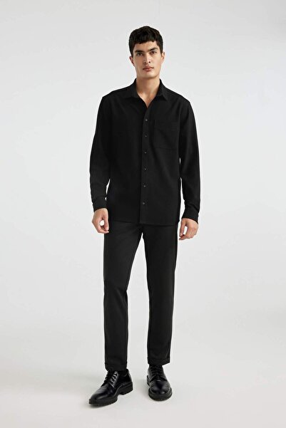 DeFacto Regular Fit Polo Yaka Krinkıl Basic Düz Uzun Kollu Siyah Gömlek B6484AX24SP