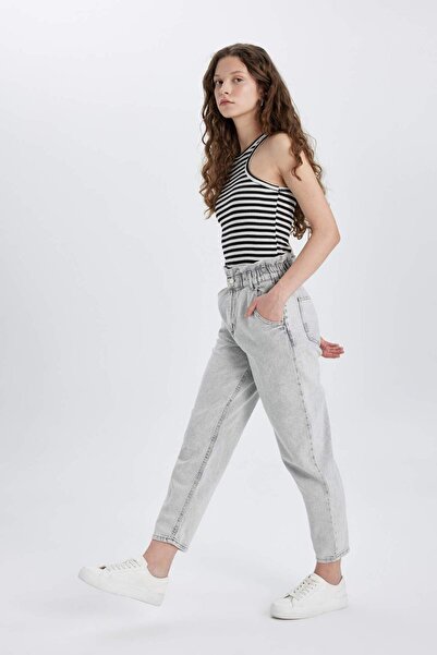 DeFacto Paperbag Yüksek Bel Hafif Düz Paça Bilek Boy Jean Pantolon B8224AX24SP