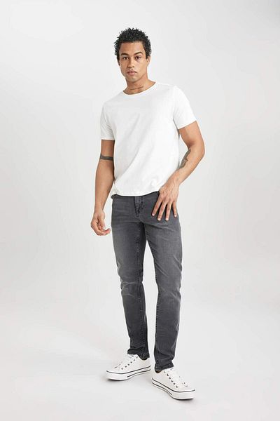 DeFacto Carlo Skinny Fit Extra Slim Fit Talie normală Pantaloni de jeans cu picioare extra înguste B3619AX24SP