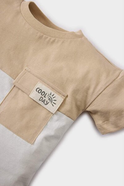 DeFacto Chlapecké tričko s krátkým rukávem s barevným blokem Crew Neck B9261A524SM