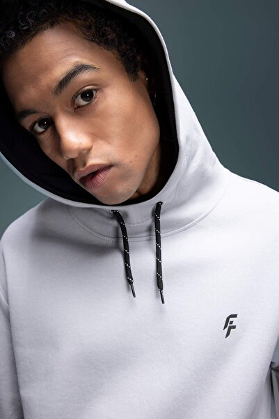 DeFacto Fit Standard Fit Hooded εμπριμέ αθλητικό φούτερ με τσέπες B4372ax24sp