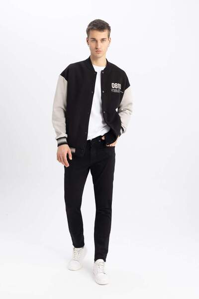 DeFacto Cardigan bomber oversize cu formă largă, cu guler de colegiu, imprimat, cu închidere cu capse, buzunar, moale, cu blană, A5018AX