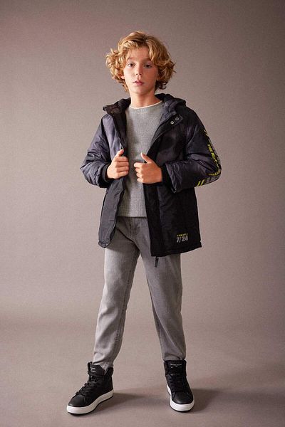 DeFacto Boy's Water Repellent Hooded Fleece Lined down Jacket A2725A823Wn