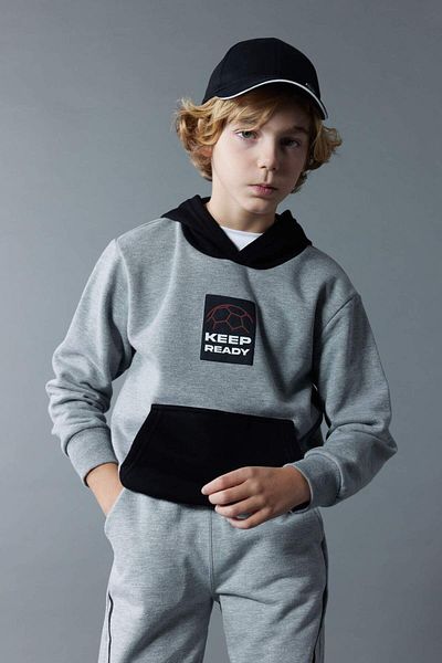 DeFacto Boy's Printed Hooded Thick Sweatshirt B5948A823Wn